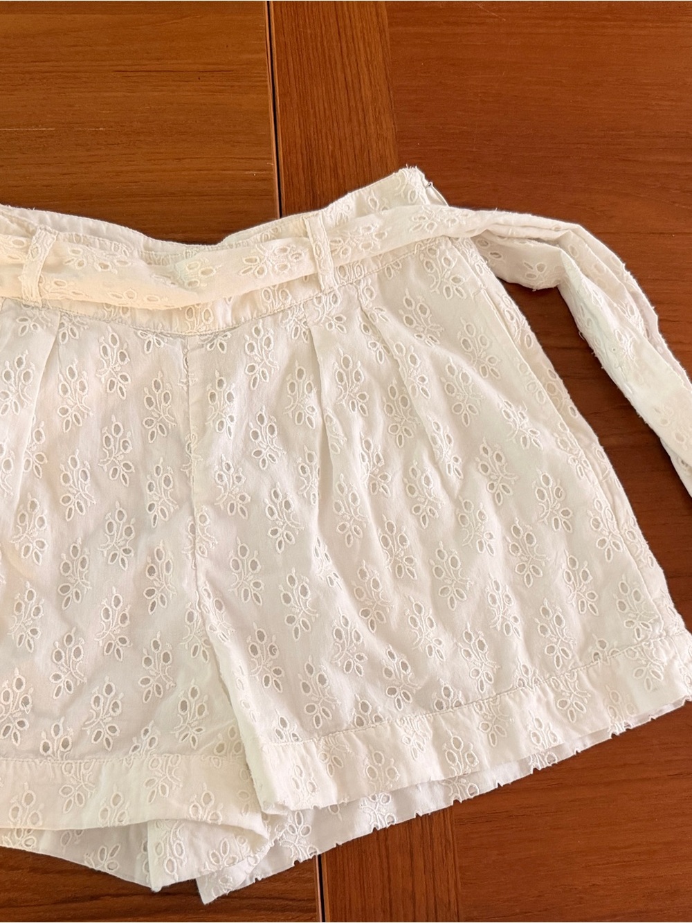 Maribelle Eyelet Women’s Shorts